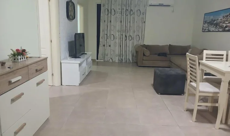 Tirane, jepet me qera apartament 2+1 Kati 8, 90 m² 500 € (Shefqet Kuka)
