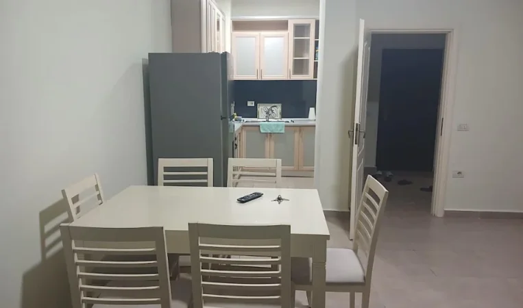 Tirane, jepet me qera apartament 2+1 Kati 8, 90 m² 500 € (Shefqet Kuka)