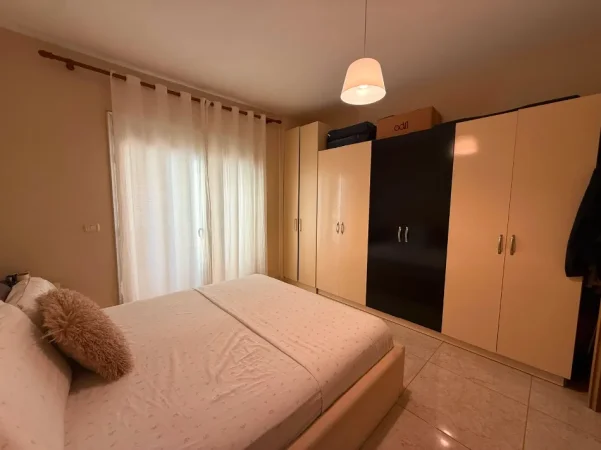 Tirane, jepet me qera apartament 1+1 Kati 7, 70 m² 650 € (MYSLYM SHYRI)