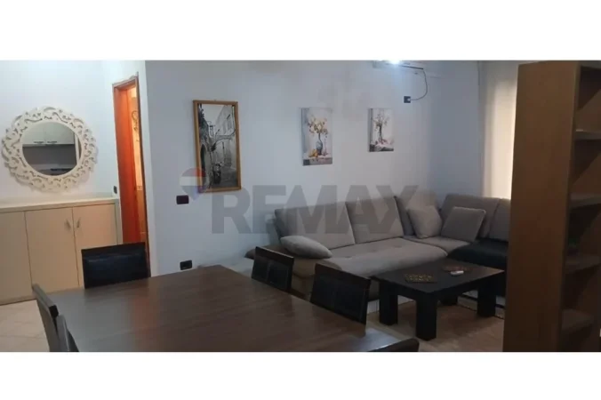 Tirane, jepet me qera apartament 1+1 Kati 2, 62 m² (Kopshti Botanik, Tiranë)