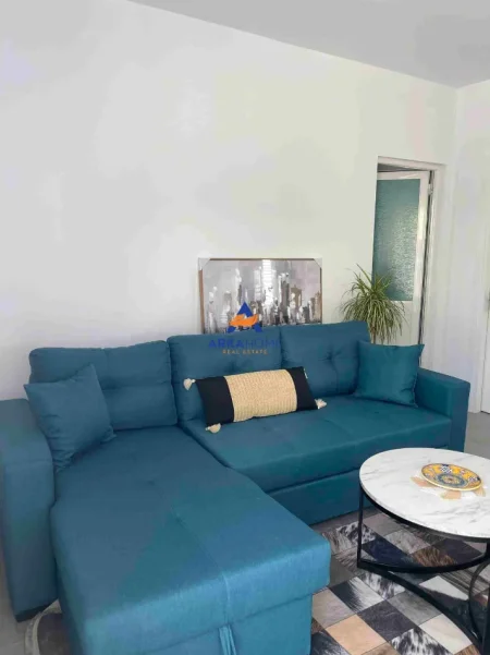 Tirane, jepet me qera apartament 2+1 Kati 0, 45 m² 535 € 