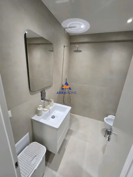 Tirane, jepet me qera apartament 1+1 Kati 1, 60 m² 450 € 