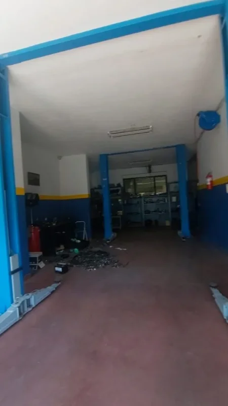 Tirane, jepet me qera ambjent biznesi Kati 1, 120 m² 1700 € (Zogu i Zi)