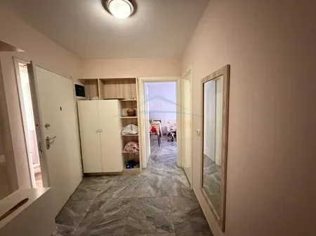 Tirane, jepet me qera apartament 1+1 Kati 2, 80 m² 600 € 