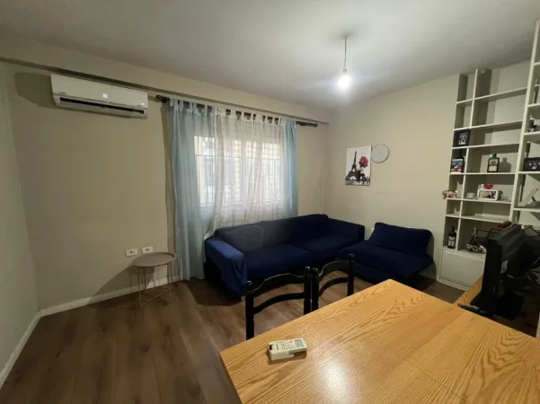 Tirane, shitet apartament 1+1+Ballkon Kati 4, 55 m² 105.000 € (Misto Mame)