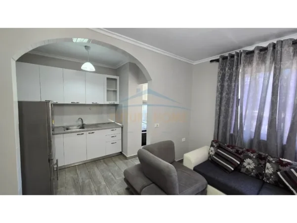 Tirane, jepet me qera apartament 1+1 Kati 2, 59 m² 500 € (RRUGA IRFAN TOMINI)
