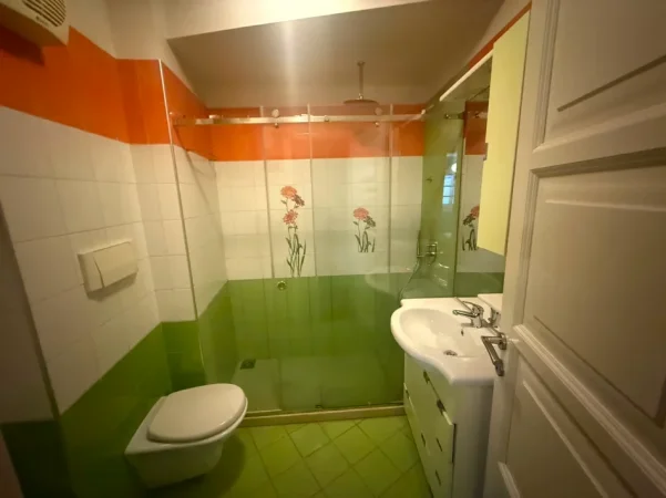 Tirane, shitet apartament Dublex Kati 8, 215 m² 537.000 € (Myslym Shyri)