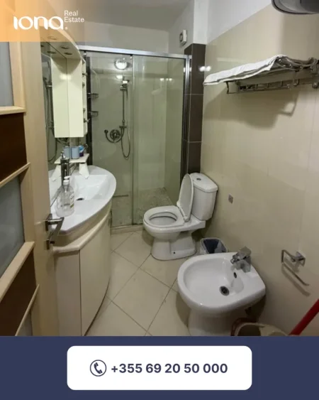 Shkembi Kavajes, shitet apartament 1+1+Ballkon Kati 3, 73 m² 155.000 € (20 m nga deti)