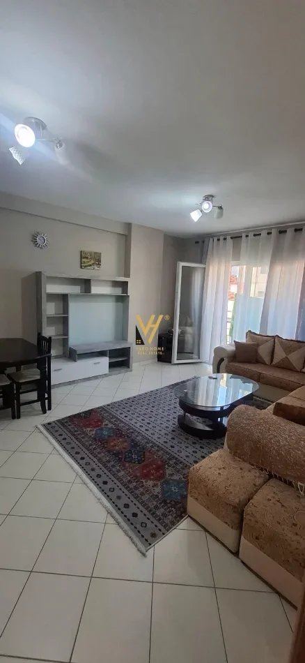 Tirane, jepet me qera apartament 2+1+Ballkon Kati 3, 106 m² 520 € (ASTIR)
