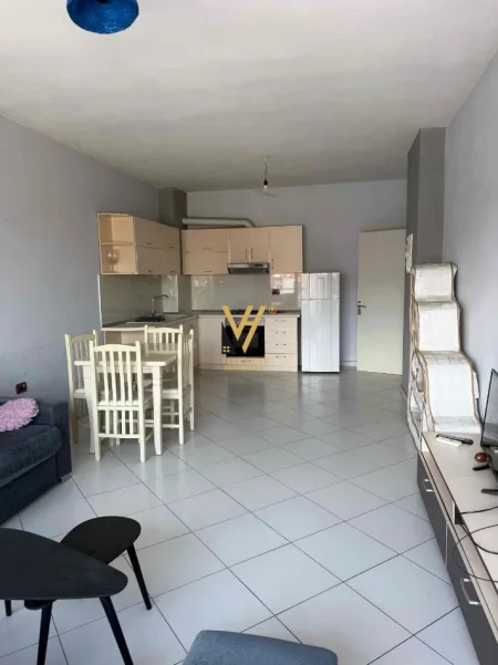 Tirane, jepet me qera apartament 2+1+Ballkon Kati 4, 114 m² 470 € (ASTIR)