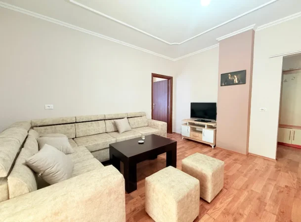 Jepet me qira apartament 2+1 Kati 2, (Don Dosco)