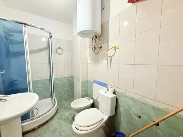 Jepet me qira apartament 2+1 Kati 2, (Don Dosco)