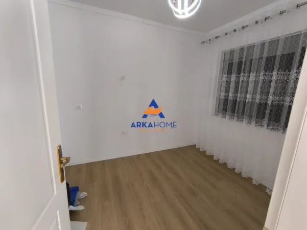 Tirane, shitet apartament 1+1+Ballkon Kati 2, 35 m² 75.026 € 