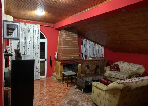 Tirane, jepet me qera apartament 1+1+Ballkon Kati 3, 115 m² 380 € (Porcelan)