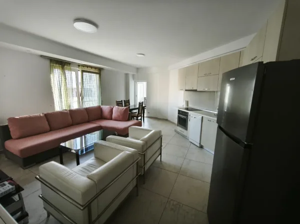 Tirane, jepet me qera apartament 2+1 Kati 5, 93 m² 700 € (VASIL SHANTO)