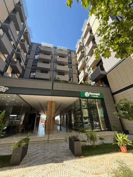 Tirane, jepet me qera apartament 2+1+2 ,Kati 2, 105 m² 750 € (QUARTUM RESIDENCE , RRUGA PANORAMA)