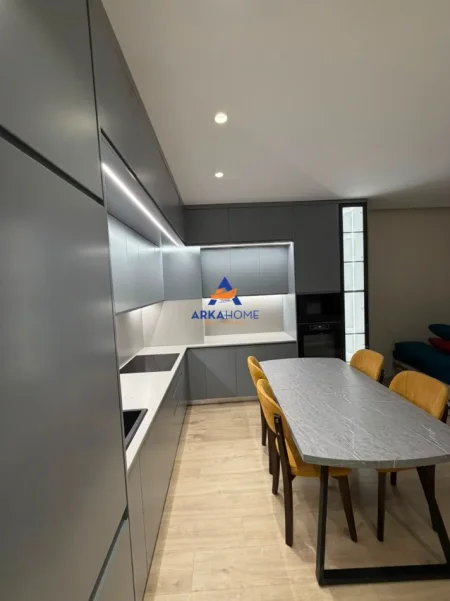 Tirane, jepet me qera apartament 1+1+Ballkon Kati 8, 75 m² 1.200 € 