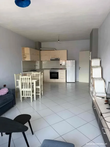 Tirane, jepet me qera apartament 2+1+Ballkon Kati 3, 114 m² 470 € (Astir)
