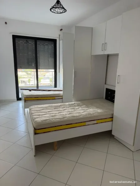 Tirane, jepet me qera apartament 2+1+Ballkon Kati 3, 114 m² 470 € (Astir)