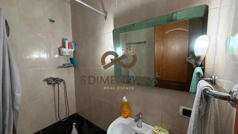 Jepet me qera Apartament 2+1 ne zonen e 21 Dhjetorit (D8242A-197)