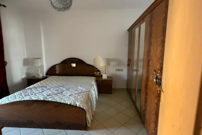 Tirane, jepet me qera apartament 2+1+Ballkon Kati 1, 100 m² 500 € (Astir)