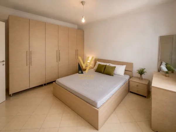 Tirane, jepet me qera apartament 2+1+Ballkon Kati 1, 96 m² 520 € (FRESKU)