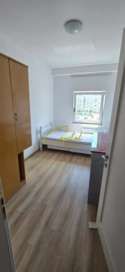 Tirane, jepet me qera apartament 2+1 Kati 5, 93 m² 700 € (VASIL SHANTO)