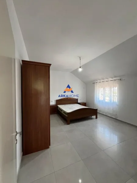 Tirane, jepet me qera apartament 2+1 Kati 3, 100 m² 400 € 