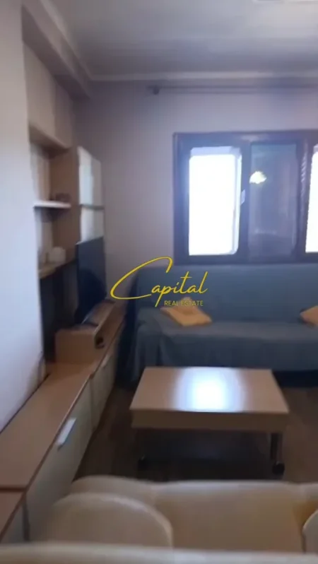 Tirane, jepet me qera apartament 2+1 Kati 8, 110 m² 700 € (ISH PARKU)
