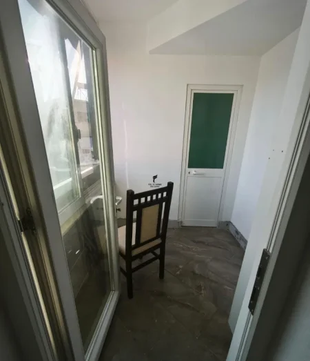 Tirane, jepet me qera apartament 2+1 Kati 5, 93 m² 700 € (VASIL SHANTO)