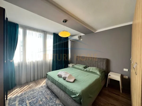 Tirane, shitet apartament 1+1 Kati 6, 61 m² 250.000 € (BLLOKU)