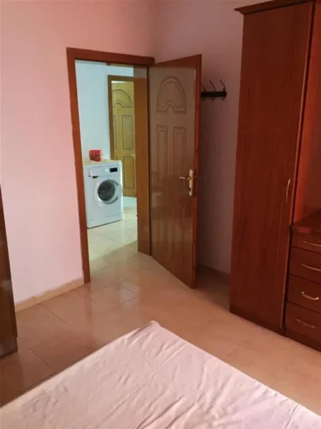 Tirane, jepet me qera apartament 2+1+Aneks+Ballkon Kati 0, 115 m² 350 € (ne Babrru Tirane)
