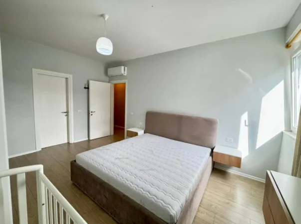 Tirane, shitet apartament 2+1 Kati 4, 105 m² 278.000 € (Liqen i thate)