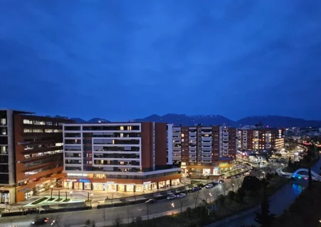 Tirane, shitet apartament  1+1 Kati 7, 87 m² 158.000 €
