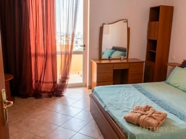 Tirane, jepet me qera apartament 1+1 Kati 7, 94 m² 650 € (komuna e parisit)