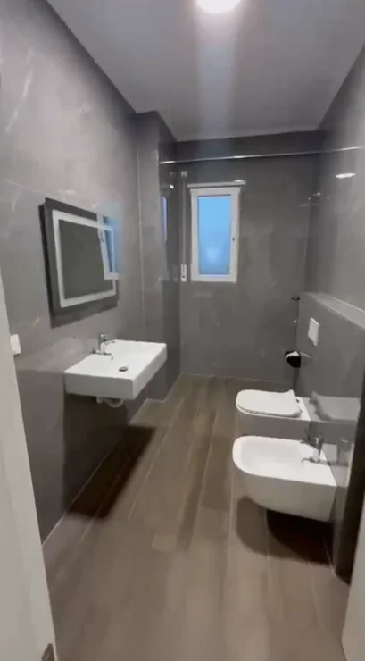 Tirane, jepet me qera 1+1 Kati 3, 68 m² 450 € (Astir,rezidenca Klensi)