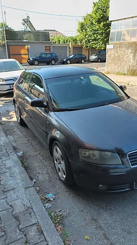 Shkoder, shes makine Audi a3 manual 2003 tek der Nafte, e zeze manuale Kondicioner 400.001 km 2.500 €
