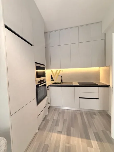 Tirane, jepet me qera apartament 1+1+Ballkon Kati 2, 80 m² 770 € (VASIL SHANTO)