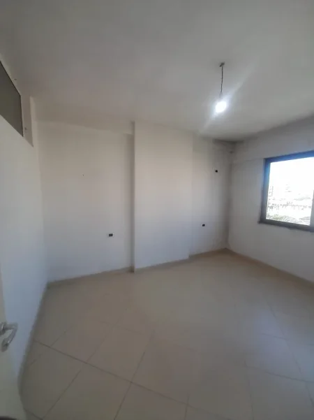 Tirane, jepet me qera Apartament 2+1 Kati 4, BOSH, Çmimi 35.000 Lekë të Reja, në ASTIR, Tirane.