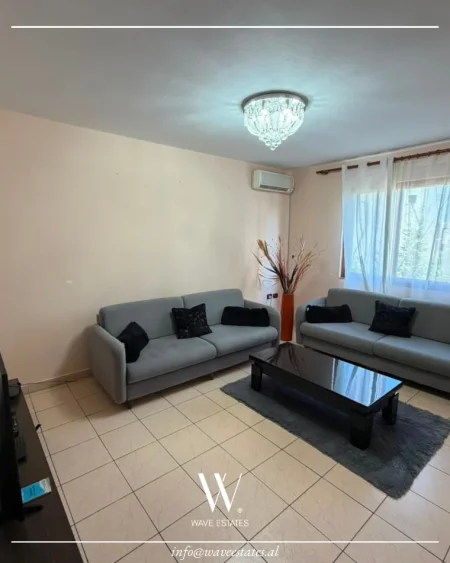 Durres, jepet me qera apartament 1+1 Kati 4, (Vala Park)