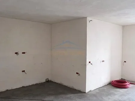 Tirane, shitet apartament 2+1 Kati 9, 93 m² 156.000 € (ALI DEM ,RRUGA PASHO HYSA)