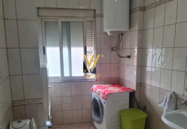 Shqiperi, jepet me qera apartament 2+1+Ballkon Kati 2, 73 m² 670 € (RRUGA MIHAL DURI)