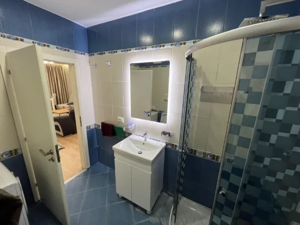 Tirane, jepet me qera apartament , 60 m² 620 € 
