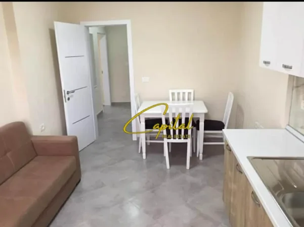 Tirane, jepet me qera apartament 2+1 Kati 5, 75 m² 500 € (RRUGA FERIT XHAJKO)