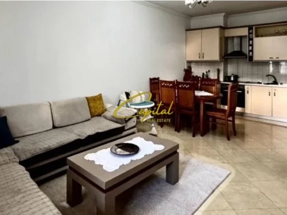 Tirane, jepet me qera apartament 2+1 Kati 2, 115 m² 410 € (FRESKU)