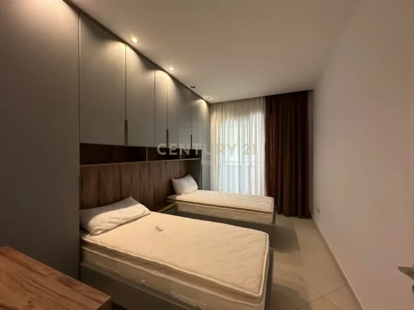 Tirane, jepet me qera apartament 2+1+Ballkon Kati 7, 90 m² 550 € (Astir)