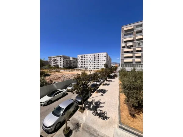 Qera, Apartament 3+1+2, Komuna Parisit Kika 2 0696069906