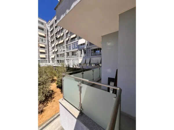 Qera, Apartament 3+1+2, Komuna Parisit Kika 2 0696069906