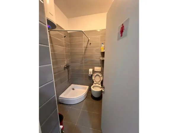 Qera, Apartament 3+1+2, Komuna Parisit Kika 2 0696069906