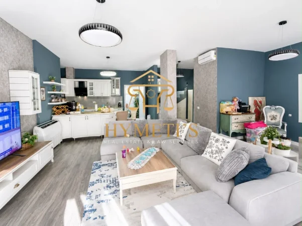 Gjiri Lalezit | Hamallaj, shitet Vile Vile 2 Katshe , 145 m² 580.000 € (Lura 3, Gjiri i Lalëzit)